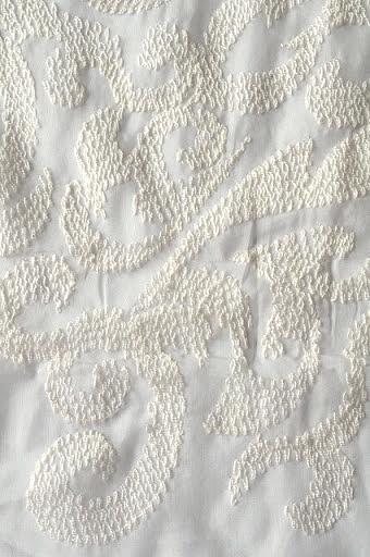 Батист вышитый МОРОЗНЫЙ УЗОР