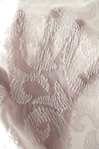 Батист вышитый МОРОЗНЫЙ УЗОР