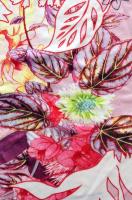 Вискозный Трикотаж БУКЕТЫ ЦВЕТОВ на фоне экрю 