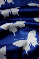 Креп "Бежевые бабочки" синий