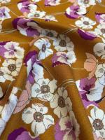 Креп ЦВЕТЫ на фоне горчицы