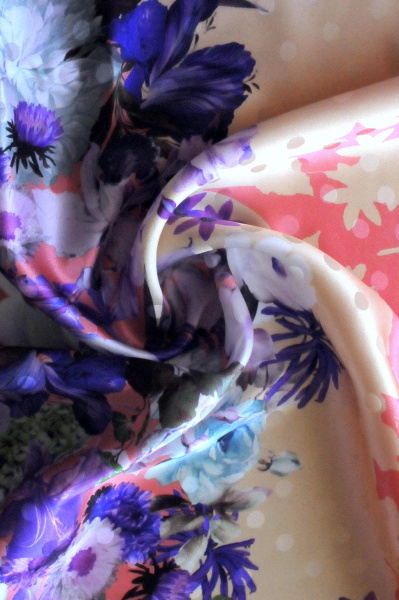 Шелк натуральный AMORE MIO коралл