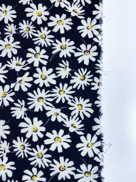 Штапель РОМАШКИ на черном