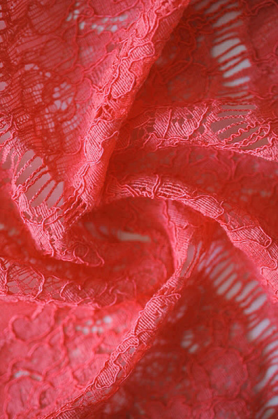 Кружевное полотно "Морской прибой" коралл ткань