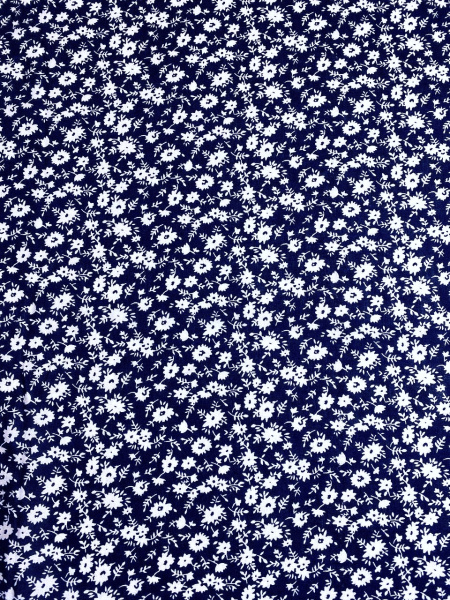 Штапель МЕЛКИЕ ЦВЕТОЧКИ фон темно - синий