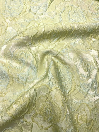 Жаккард "Объемные розы" фисташковый ткань