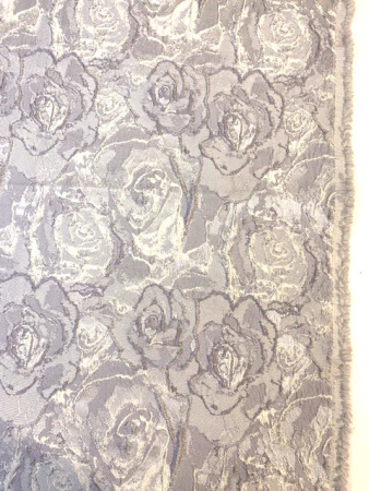 Жаккард "Объемные розы" жемчужный ткань
