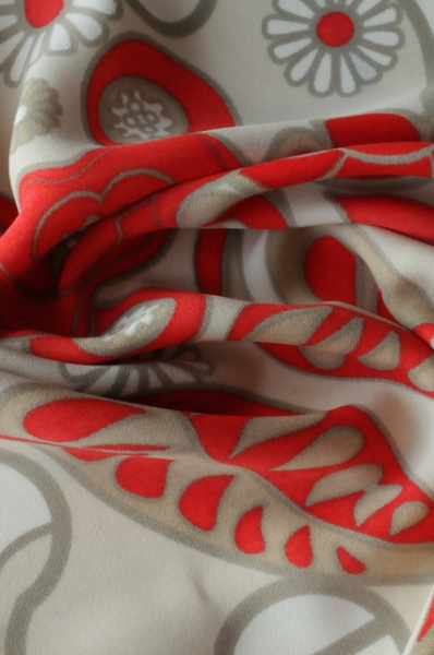 Креп плательно-блузочный ТЮЛЬПАНЫ Бежево-коралловые 4