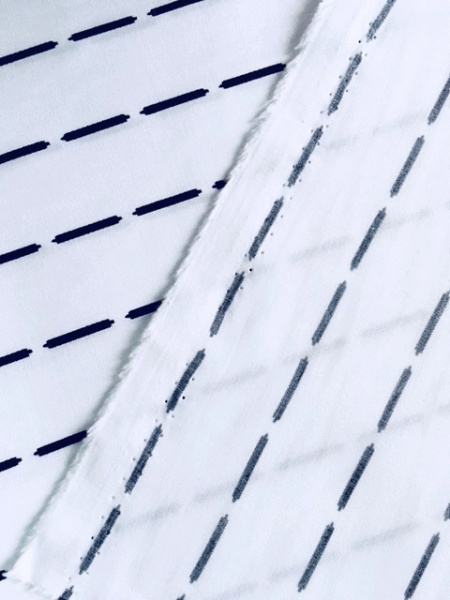 Хлопок ЛИНИИ ПУНКТИРНЫЕ на белом