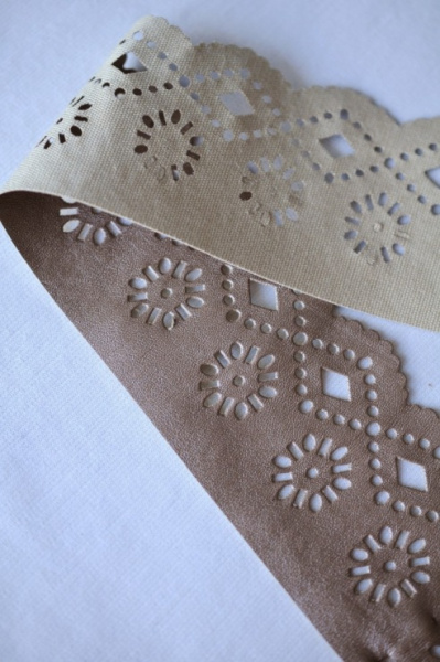 Кружево из искусственной кожи  КД-0001 2