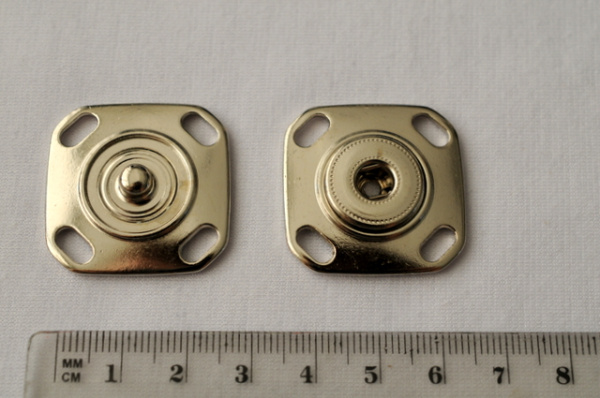 Украшение Декоративное УД-0019 Кнопка большая серебряная 2