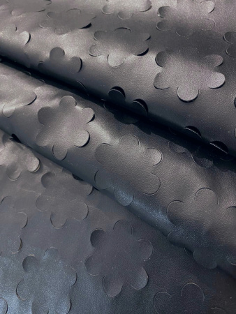 КОЖА искусственная ПЕРФОРИРОВАННЫЕ ЦВЕТОЧКИ