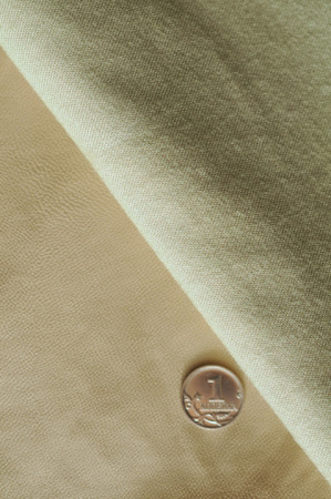 Искусственная КОЖА на тонкой вискозной основе Бежевая 2