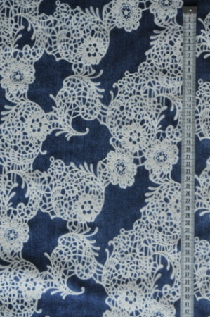 Трикотаж джерси Кружево на джинсе