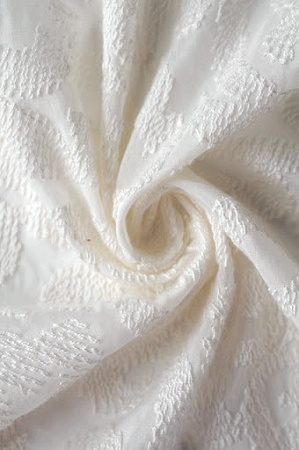 Батист вышитый МОРОЗНЫЙ УЗОР