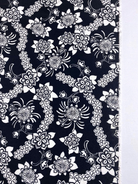 Курточная ткань ЦВЕТЫ Белые