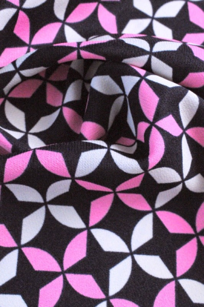 Стильный орнамент розовый 2