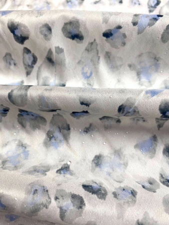 Курточная ткань ЛЕОПАРДОВЫЕ ПЯТНЫШКИ серо-голубые на сером