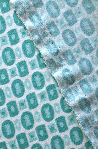 Креп плательно - блузочный КУБИКИ бирюза