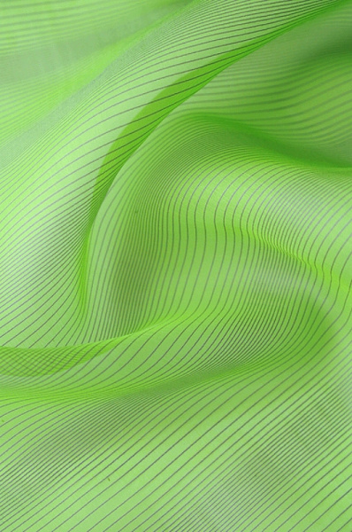 Органза ПОЛОСЫ ФИОЛЕТОВЫЕ фон лайм Органза ПОЛОСЫ ФИОЛЕТОВЫЕ фон лайм ткань