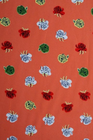 Креп Россыпь роз морковный 1