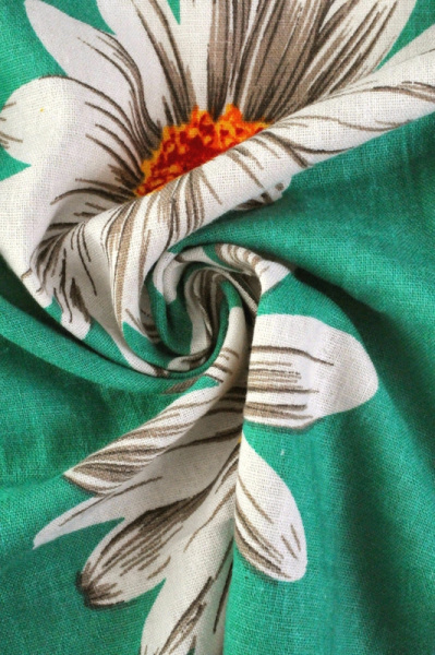 Лен РОМАШКИ нефрит