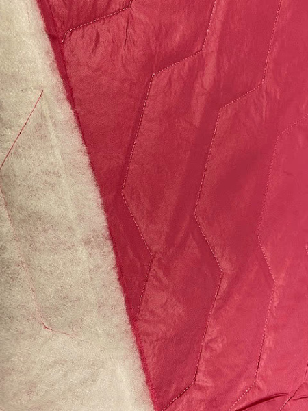 Стежка курточная "Ломаная линия" розовая