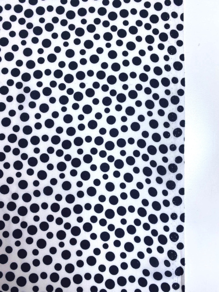 Штапель ГОРОШКИ ЧЕРНЫЕ на белом