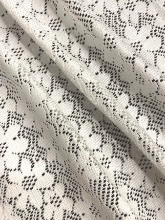 Кружевное полотно "Цветочки с напылением" белый ткань