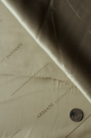 Armani цвет песочный хаки