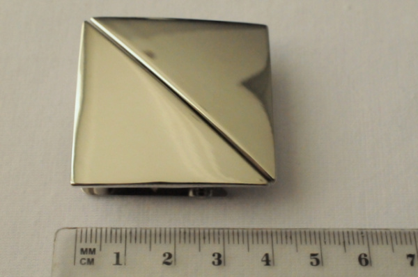 Украшение Декоративное УД-0029 Пряжка для одежды Квадрат от Armani 4