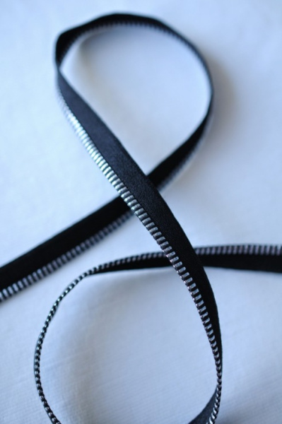 ТД-0027 Тесьма декоративная имитация черной молнии 2