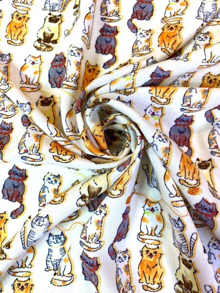 Штапель КОТЯТА фон молочно - сливочный