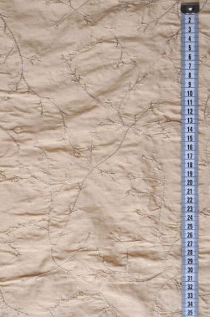 Тафта ВЫШИТЫЕ ВЕТОЧКИ фон крем - брюле ткань