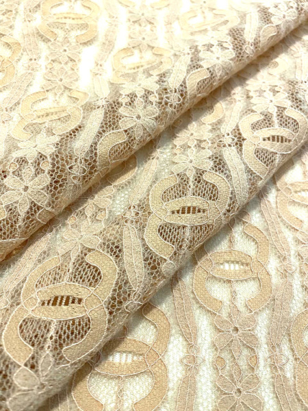 Кружевное полотно ЛОГО беж Кружевное полотно ЛОГО беж ткань