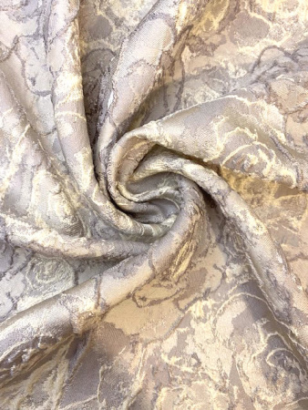 Жаккард "Объемные розы" жемчужный ткань