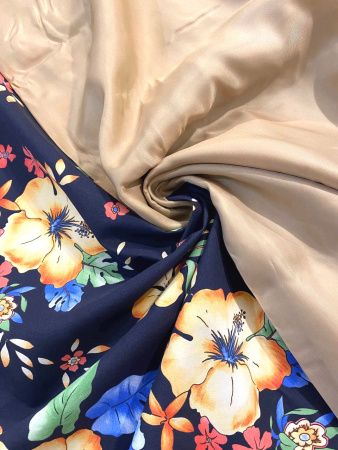 Плащевка ЦВЕТЫ на темно-синем фоне