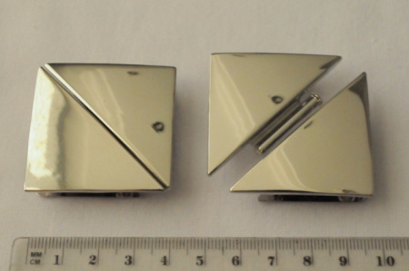 Украшение Декоративное УД-0029 Пряжка для одежды Квадрат от Armani 2