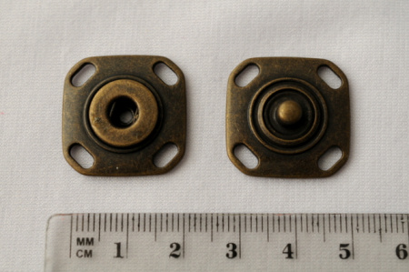 Украшение Декоративное УД-0022 Кнопка малая бронза 2