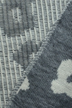 Трикотаж вязанный двухслойный Цветы в стиле Prada Серый 4