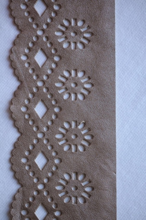 Кружево из искусственной кожи  КД-0001 1
