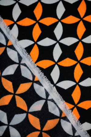 Стильный орнамент оранжевый 3