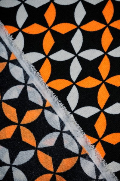 Стильный орнамент оранжевый 3