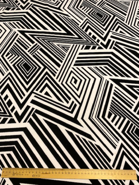 Трикотаж "Черно - белая геометрия"
