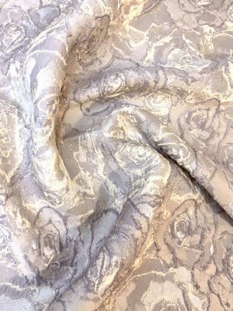 Жаккард "Объемные розы" жемчужный ткань