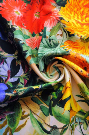 Трикотаж джерси ВЕСНА В ЦВЕТАХ фон нежный голубой 4