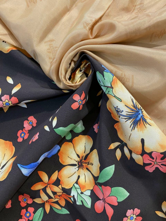 Плащевка ЦВЕТЫ на шоколадном фоне