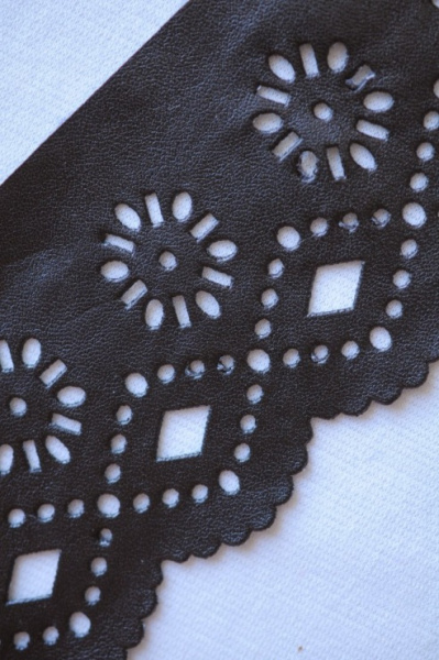 Кружево из искусственной кожи  КД-0002 2