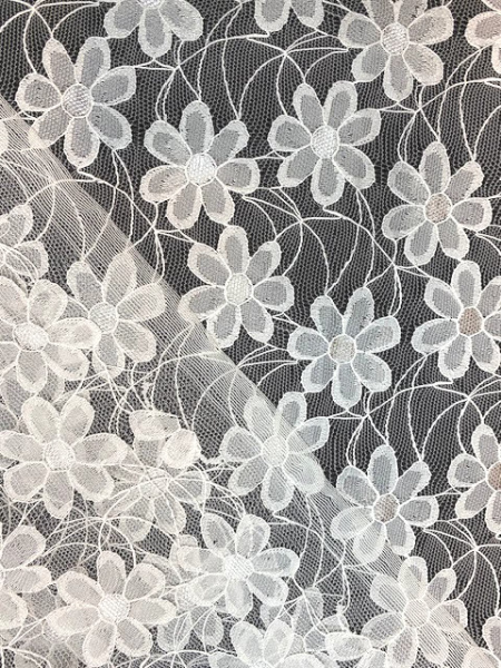 Гипюр "Мелкие цветочки" молочный Гипюр "Мелкие цветочки" молочный ткань